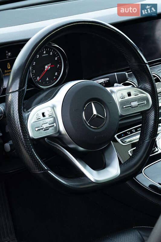 Седан Mercedes-Benz E-Class 2016 в Львові