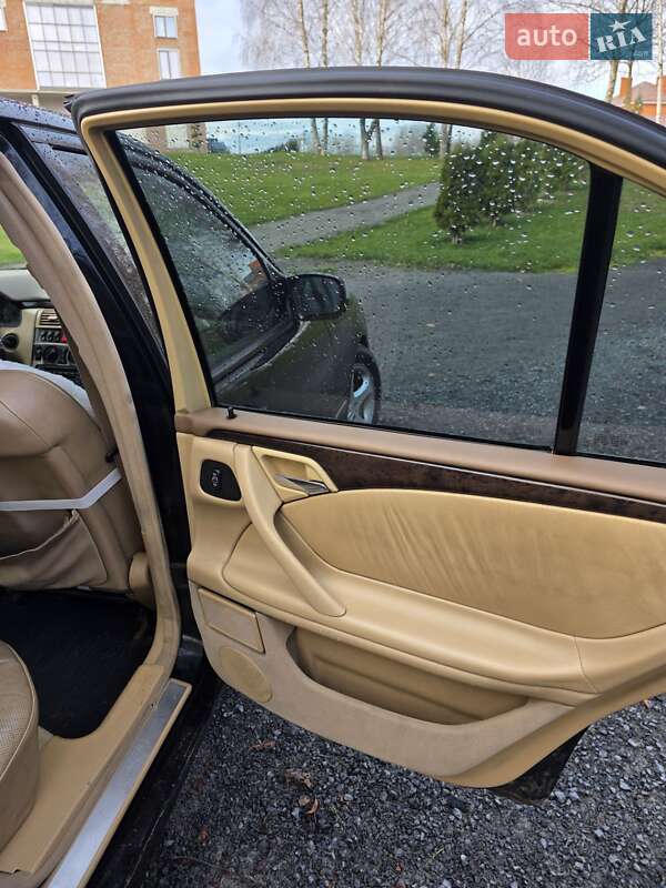Седан Mercedes-Benz E-Class 2000 в Хмельницком
