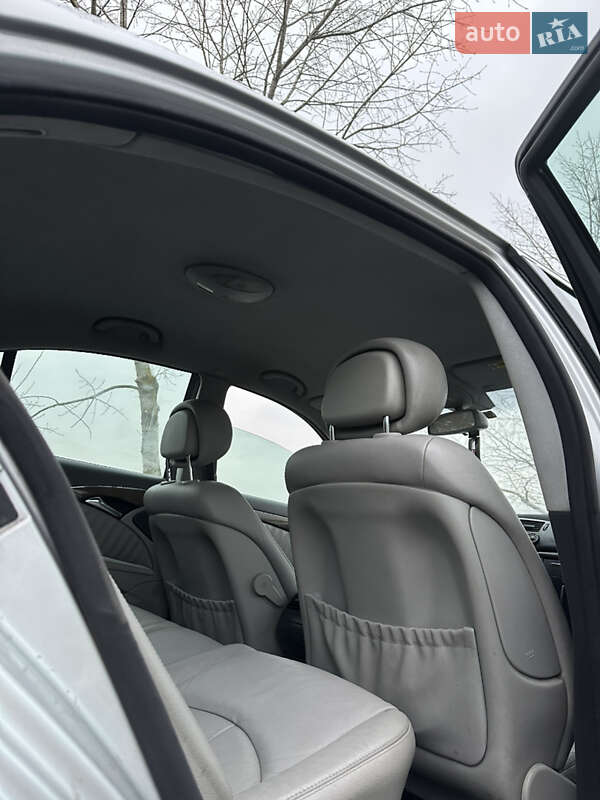 Седан Mercedes-Benz E-Class 2003 в Василькові