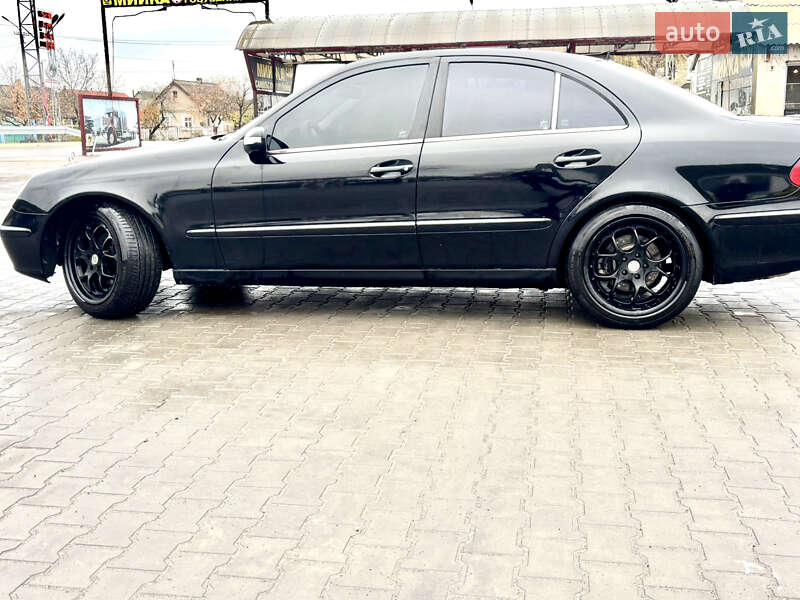 Седан Mercedes-Benz E-Class 2003 в Арцизові