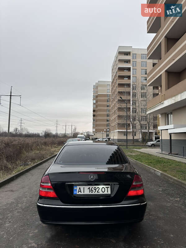 Седан Mercedes-Benz E-Class 2003 в Вышгороде