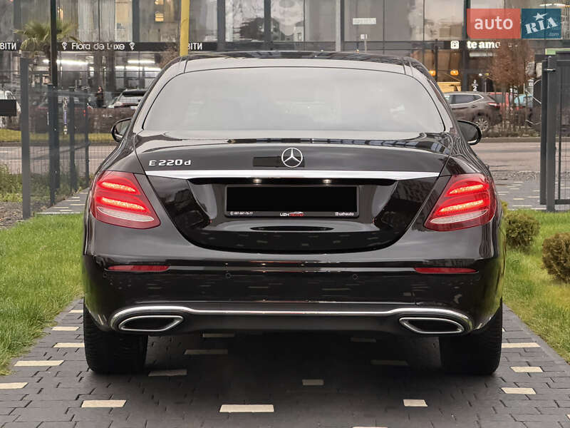 Седан Mercedes-Benz E-Class 2019 в Ужгороді