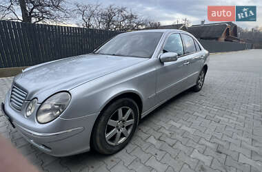 Седан Mercedes-Benz E-Class 2005 в Косові