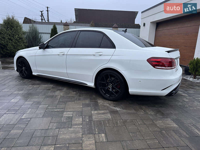 Седан Mercedes-Benz E-Class 2013 в Охтирці