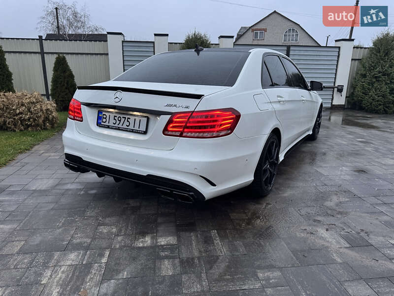 Седан Mercedes-Benz E-Class 2013 в Охтирці