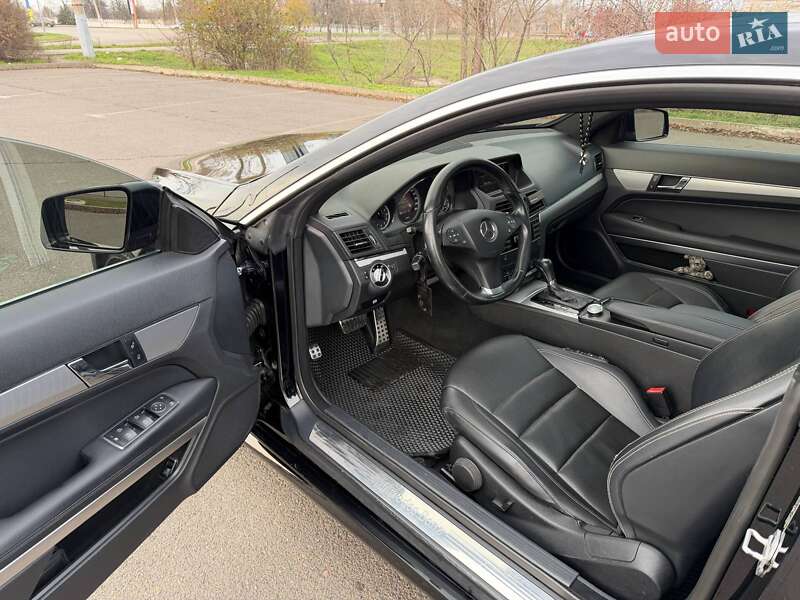 Купе Mercedes-Benz E-Class 2010 в Кривому Розі