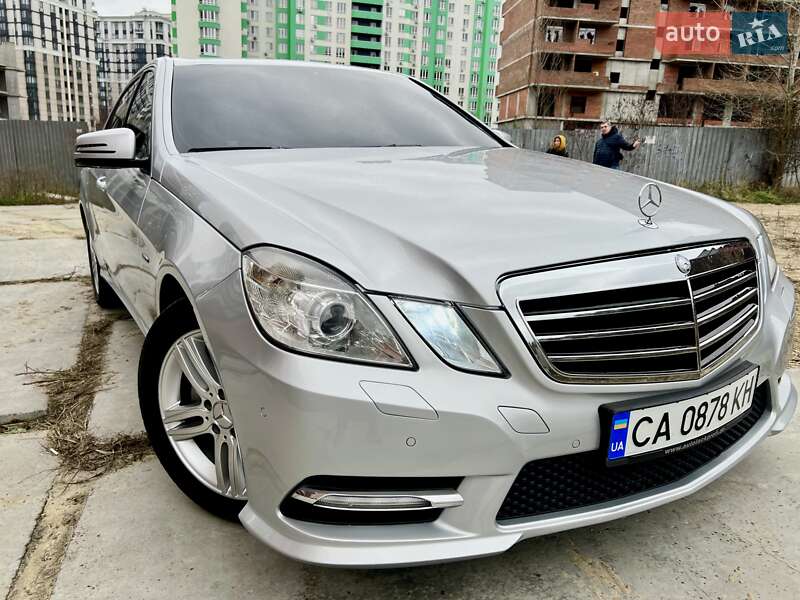 Седан Mercedes-Benz E-Class 2013 в Києві