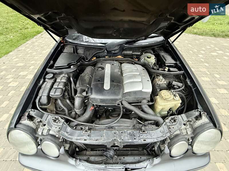 Седан Mercedes-Benz E-Class 2000 в Одессе