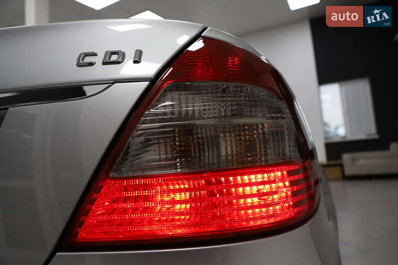 Седан Mercedes-Benz E-Class 2008 в Дрогобичі