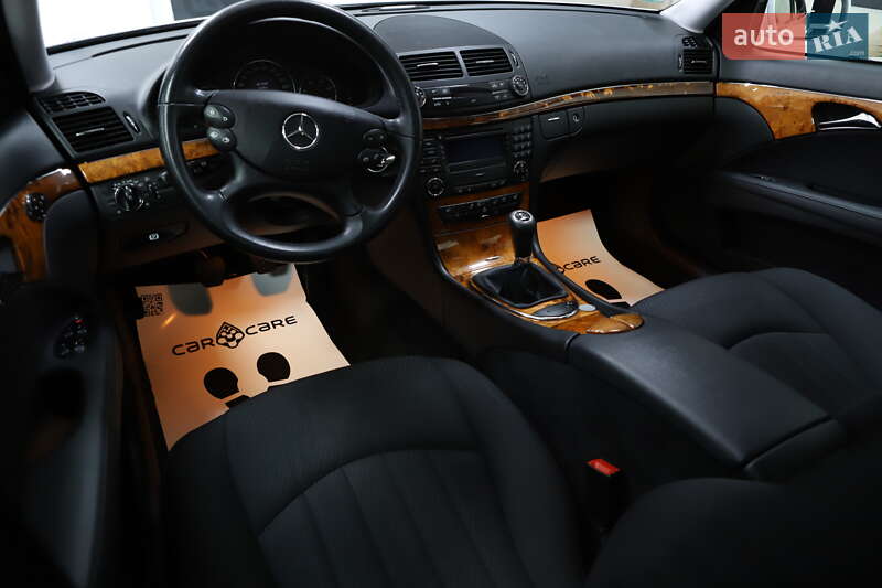Седан Mercedes-Benz E-Class 2008 в Дрогобичі