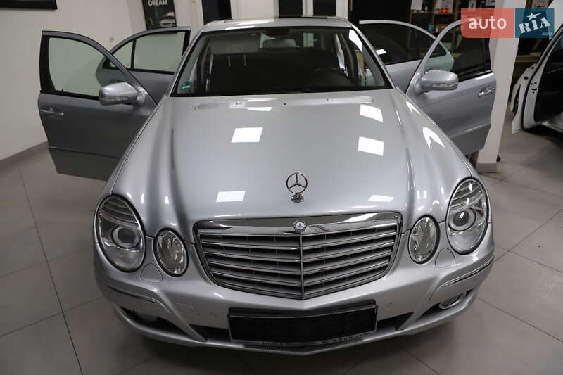 Седан Mercedes-Benz E-Class 2008 в Дрогобичі