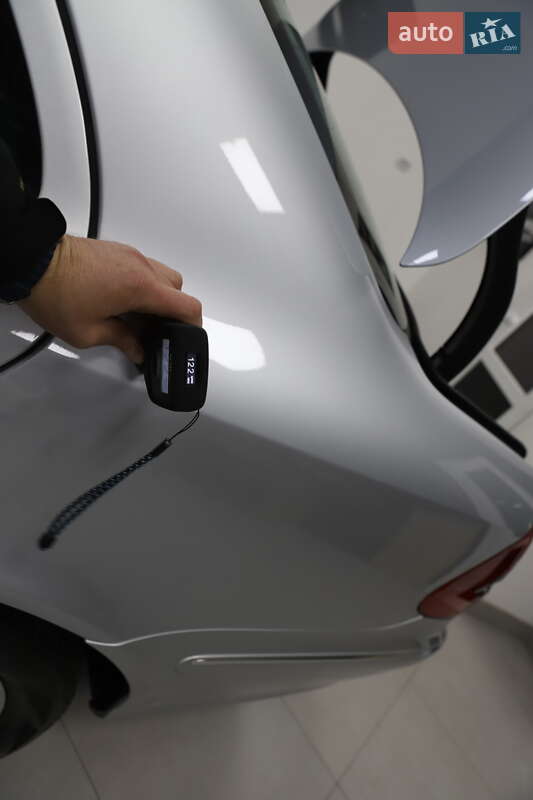 Седан Mercedes-Benz E-Class 2008 в Дрогобичі