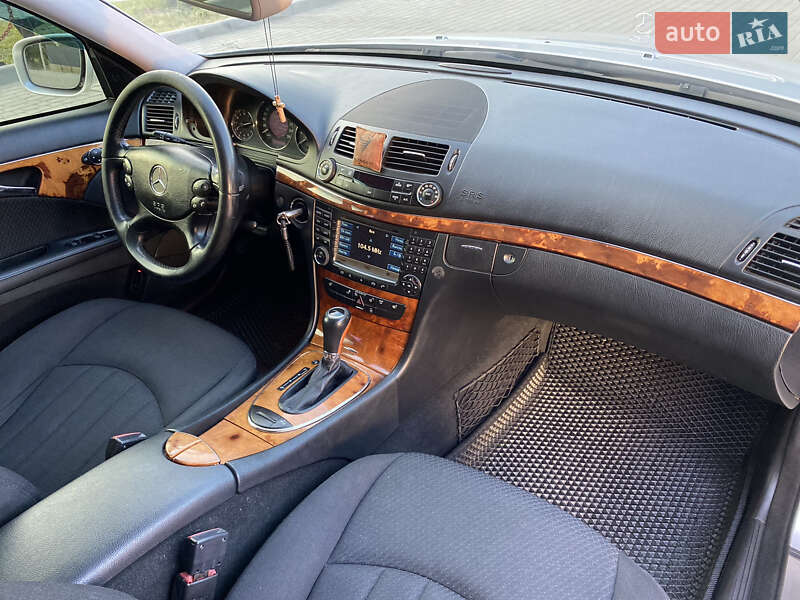 Седан Mercedes-Benz E-Class 2008 в Вільшанці