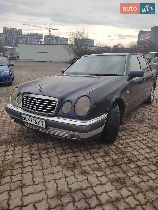 Mercedes-Benz E-Class 1997 Mercedes-Benz E-Class 1997