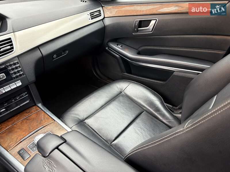 Седан Mercedes-Benz E-Class 2014 в Одесі