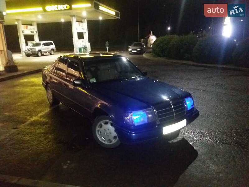 Седан Mercedes-Benz E-Class 1986 в Стрию фото 7 Седан Mercedes-Benz E-Class 1986 в Стрию