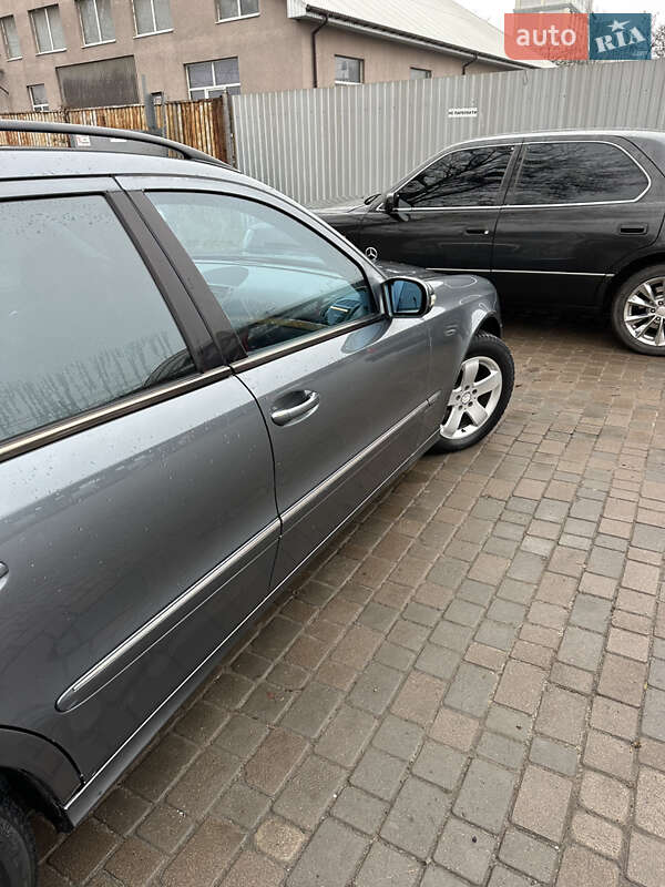 Універсал Mercedes-Benz E-Class 2004 в Львові