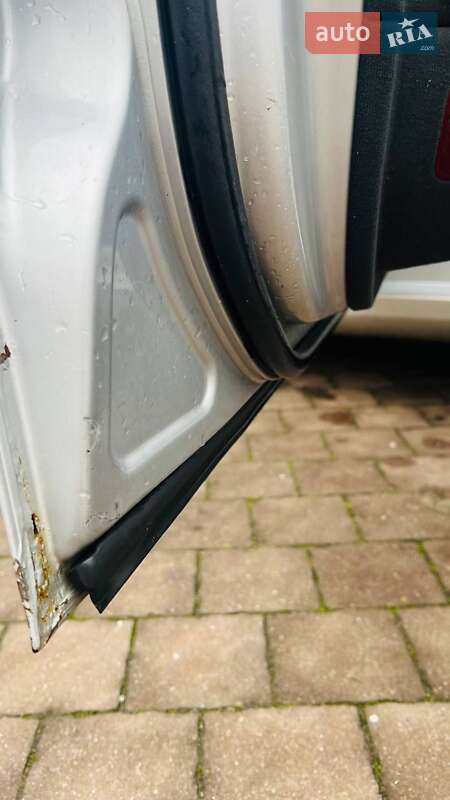 Седан Mercedes-Benz E-Class 2003 в Буську