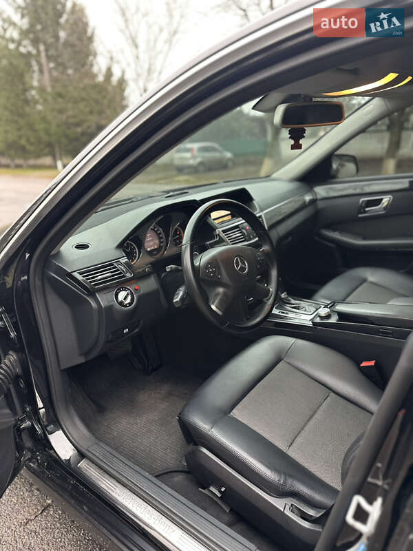 Седан Mercedes-Benz E-Class 2009 в Виннице фото 8 Седан Mercedes-Benz E-Class 2009 в Виннице