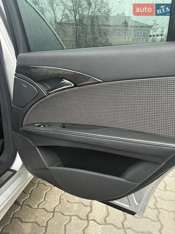 Седан Mercedes-Benz E-Class 2004 в Калуші