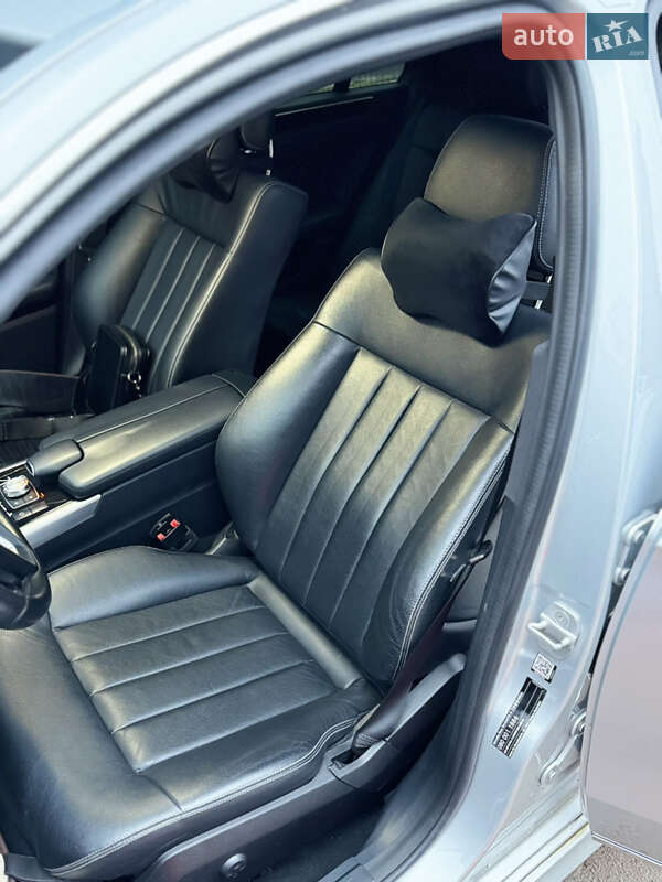 Седан Mercedes-Benz E-Class 2015 в Львові