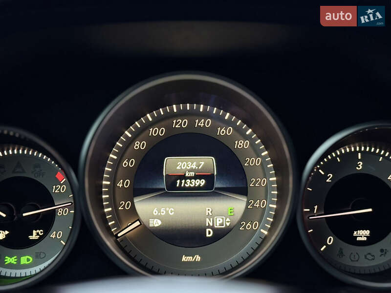 Седан Mercedes-Benz E-Class 2015 в Львові