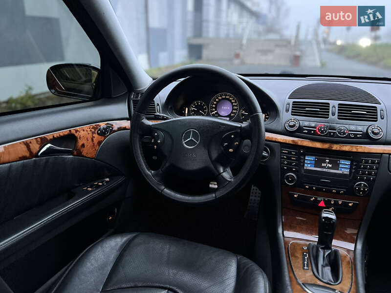 Седан Mercedes-Benz E-Class 2003 в Вінниці