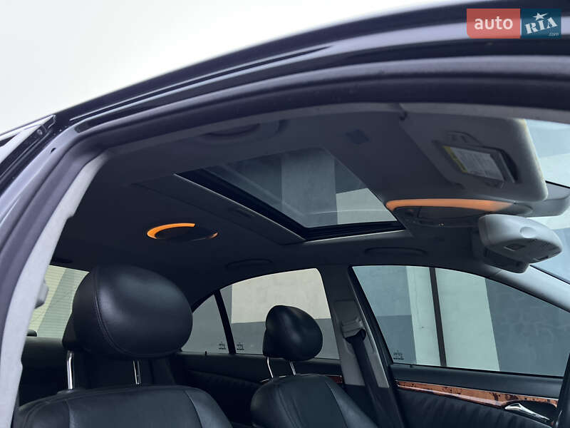 Седан Mercedes-Benz E-Class 2003 в Вінниці