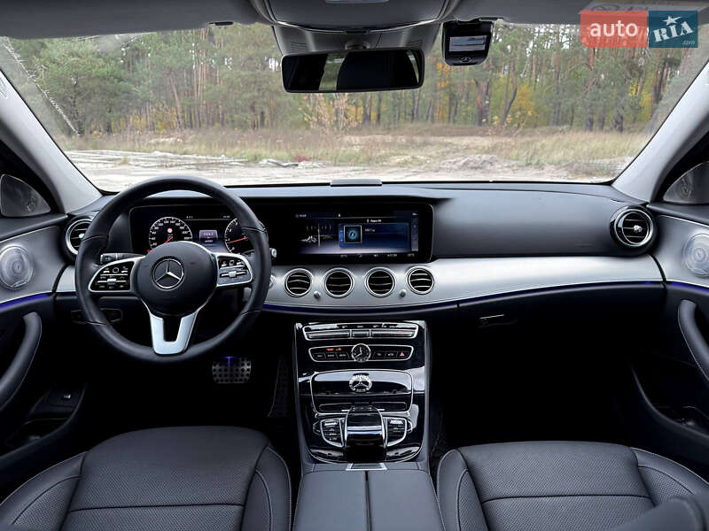 Седан Mercedes-Benz E-Class 2020 в Києві