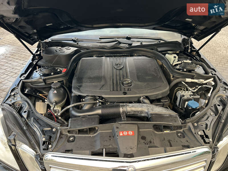 Седан Mercedes-Benz E-Class 2009 в Ковелі фото 34 Седан Mercedes-Benz E-Class 2009 в Ковелі