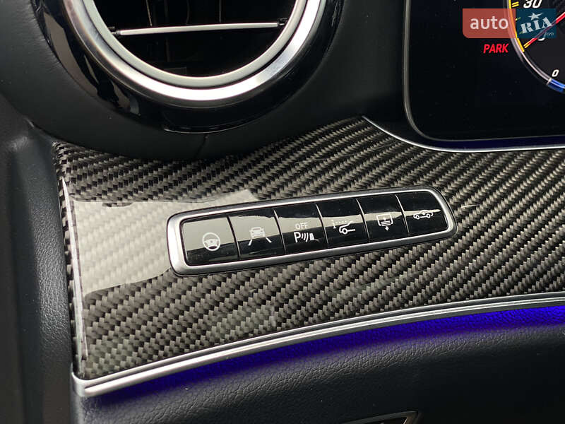 Седан Mercedes-Benz E-Class 2018 в Києві