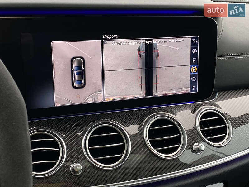 Седан Mercedes-Benz E-Class 2018 в Києві