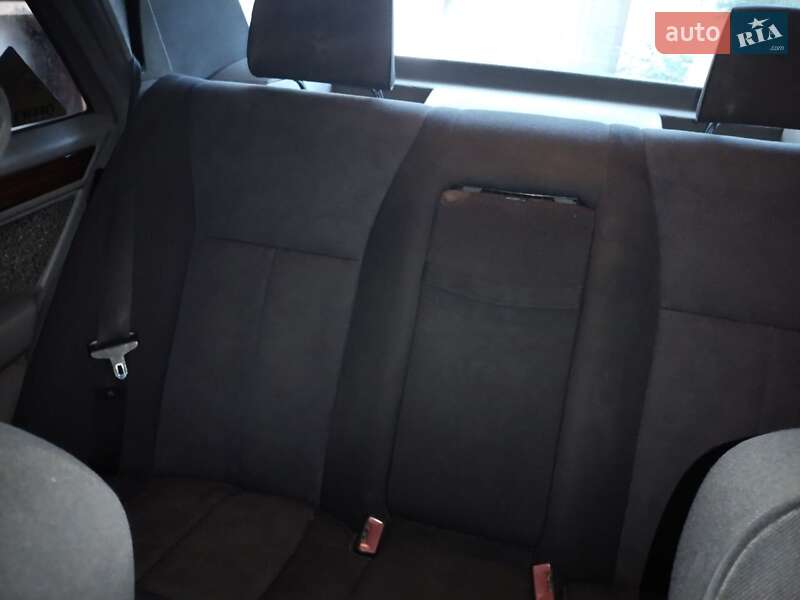 Седан Mercedes-Benz E-Class 1993 в Херсоні фото 4 Седан Mercedes-Benz E-Class 1993 в Херсоні