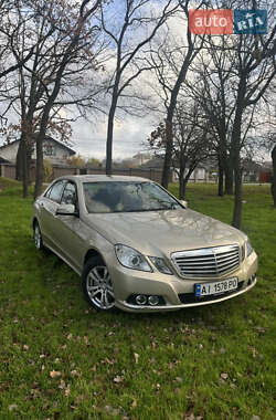 Седан Mercedes-Benz E-Class 2011 в Николаеве