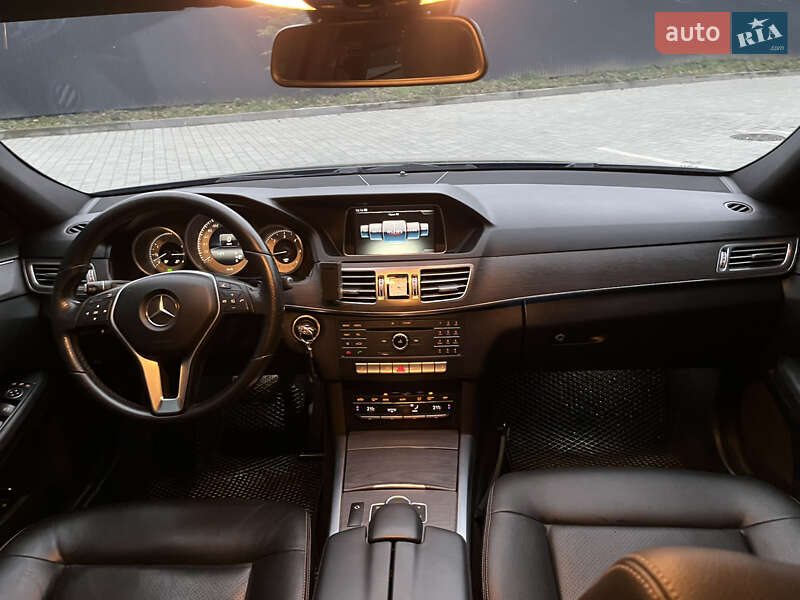 Седан Mercedes-Benz E-Class 2015 в Івано-Франківську