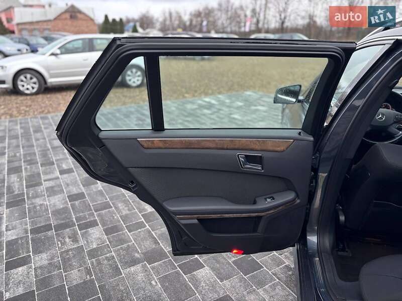 Універсал Mercedes-Benz E-Class 2010 в Коломиї