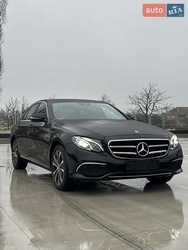 Седан Mercedes-Benz E-Class 2019 в Києві