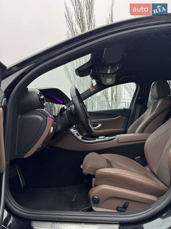 Седан Mercedes-Benz E-Class 2019 в Києві