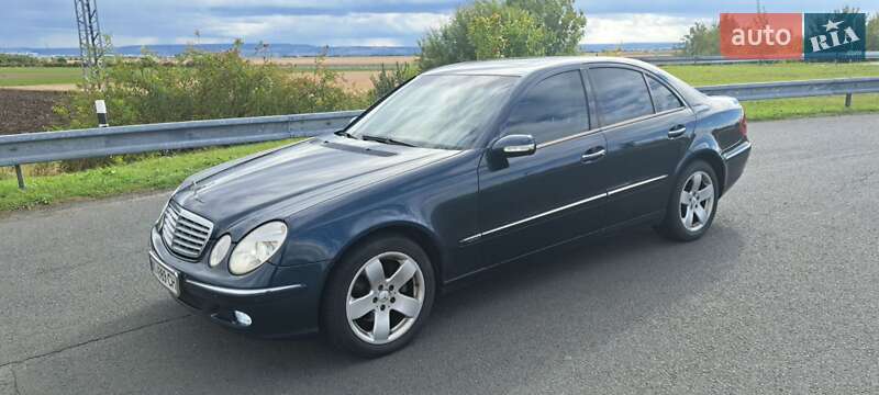 Mercedes-Benz E-Class 2004