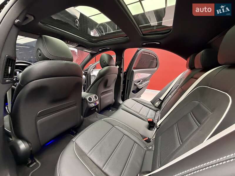 Седан Mercedes-Benz E-Class 2021 в Києві