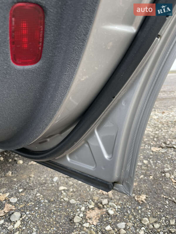 Універсал Mercedes-Benz E-Class 2005 в Хусті фото 40 Універсал Mercedes-Benz E-Class 2005 в Хусті