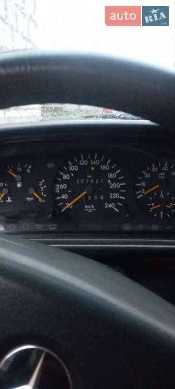 Седан Mercedes-Benz E-Class 1987 в Гостомеле фото 9 Седан Mercedes-Benz E-Class 1987 в Гостомеле