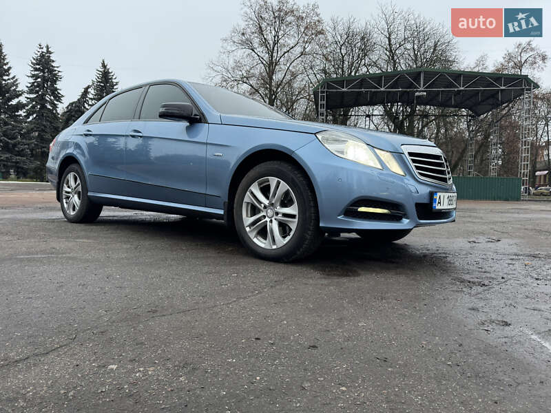 Седан Mercedes-Benz E-Class 2011 в Липовой Долине фото 29 Седан Mercedes-Benz E-Class 2011 в Липовой Долине