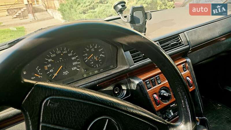 Универсал Mercedes-Benz E-Class 1995 в Киеве