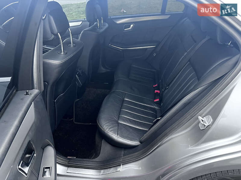 Седан Mercedes-Benz E-Class 2014 в Бучі