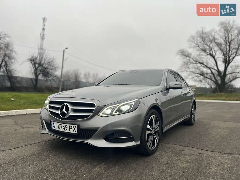 Седан Mercedes-Benz E-Class 2014 в Бучі