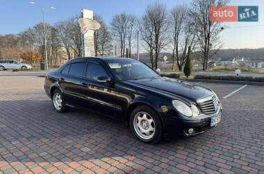 Седан Mercedes-Benz E-Class 2008 в Ивано-Франково