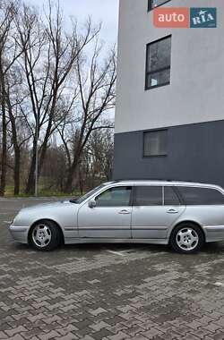 Універсал Mercedes-Benz E-Class 2002 в Хмельницькому