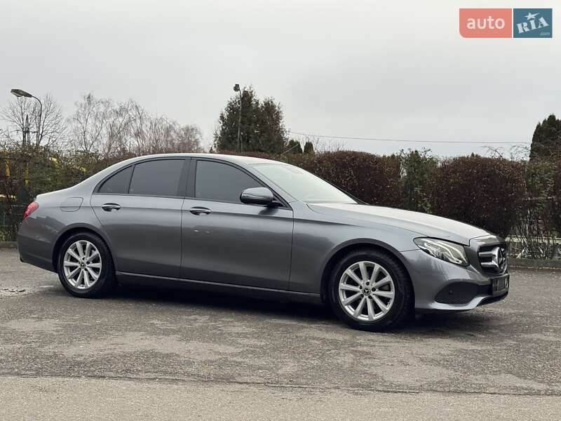 Седан Mercedes-Benz E-Class 2016 в Тернополе