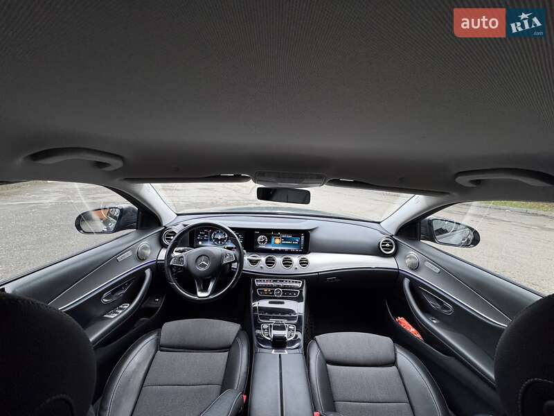 Седан Mercedes-Benz E-Class 2016 в Тернополе